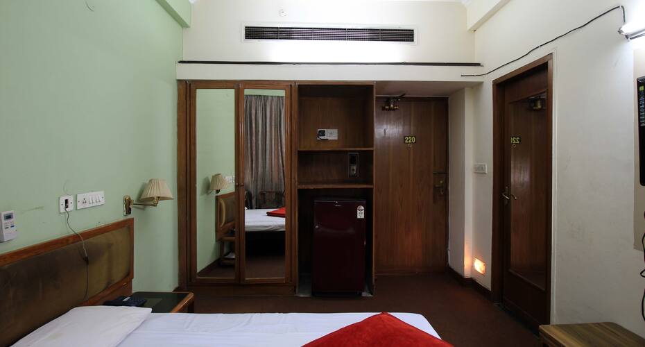 Hotel Rajdoot, New Delhi 5